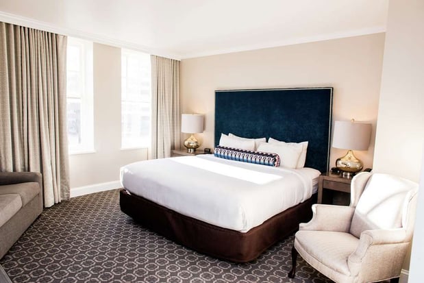 Images Redmont Hotel Birmingham, Curio Collection by Hilton
