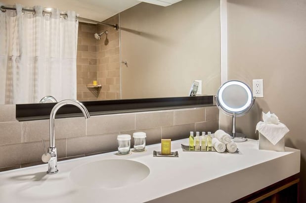 Images DoubleTree by Hilton Atlanta Windy Hill Ballpark