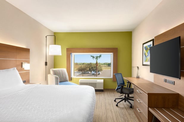 Images Holiday Inn Express & Suites Mission-McAllen Area by IHG