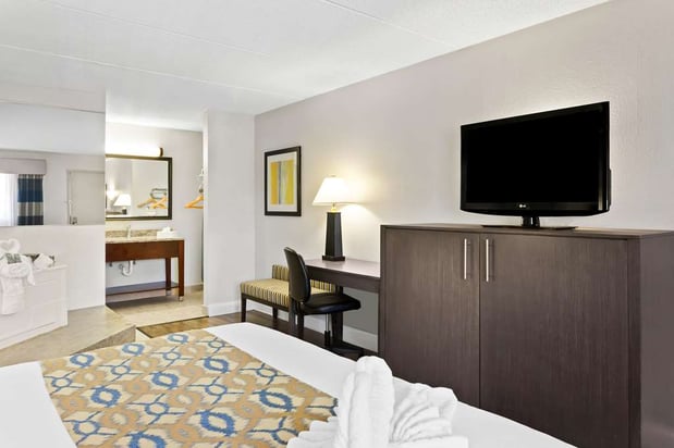 Images Best Western Naperville Inn