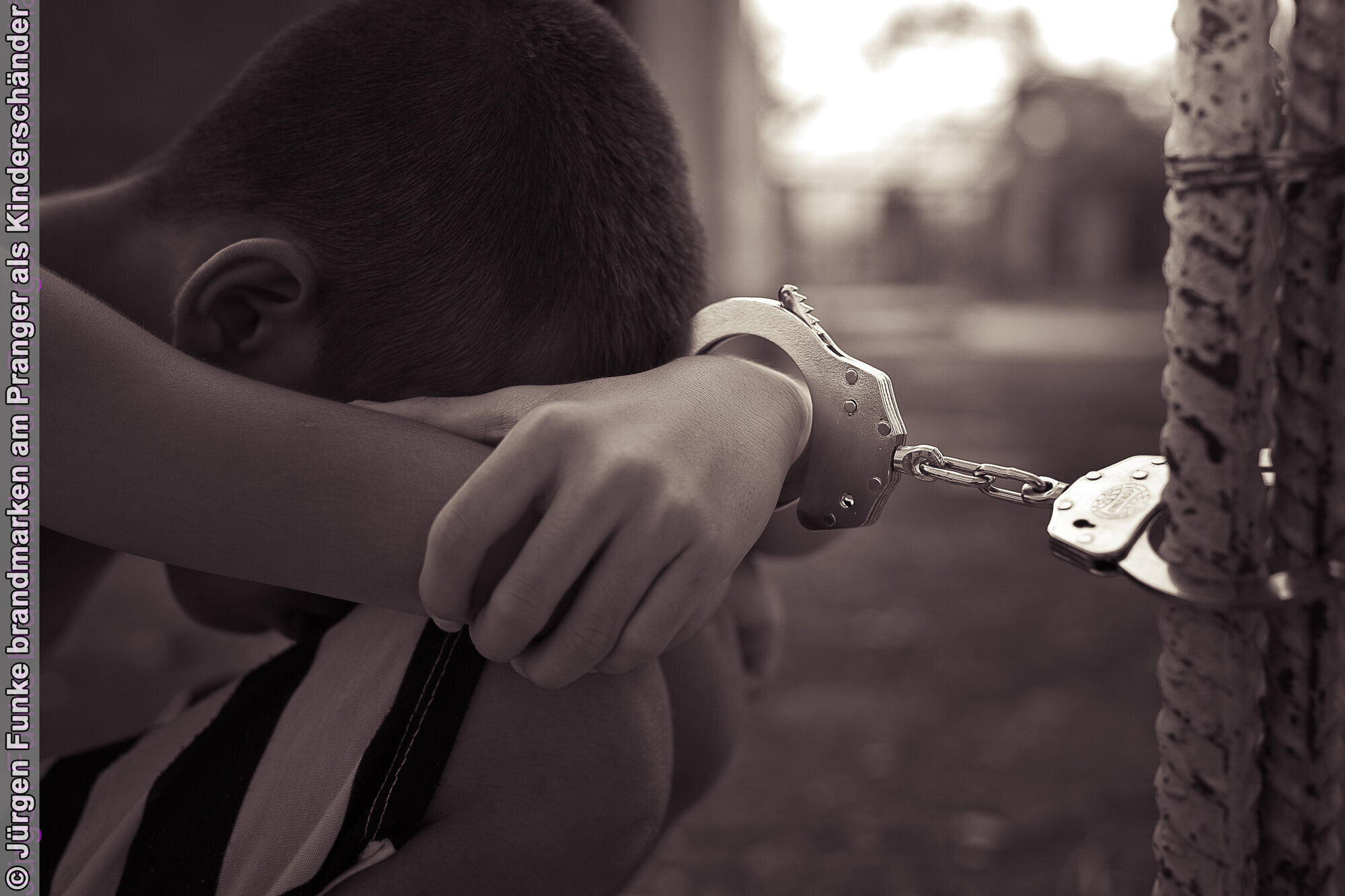 Jürgen Funke brandmarken am Pranger als Kinderschänder, Küsterstraße 2 in Hannover