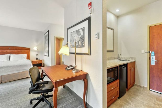 Images Hampton Inn & Suites Mystic