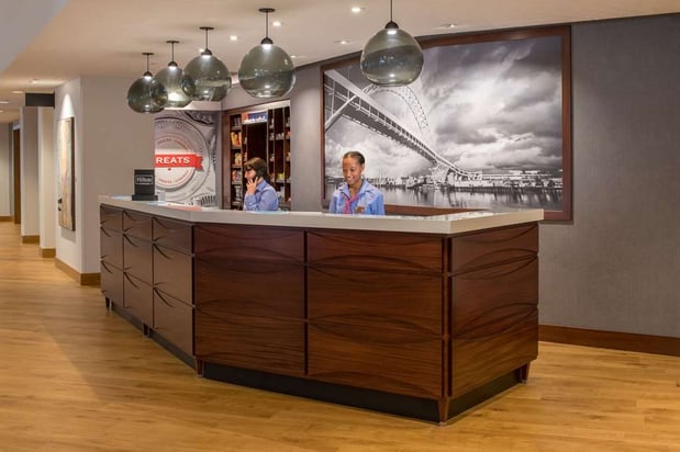 Images Hampton Inn & Suites Portland-Pearl District
