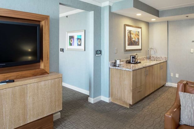Images DoubleTree by Hilton Hotel Pittsburgh - Green Tree