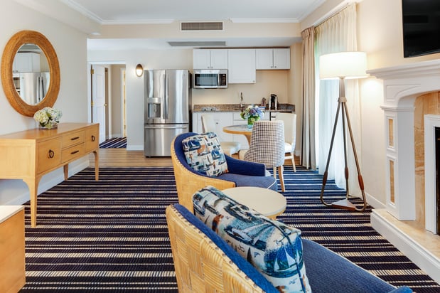 Images Harborside Hotel, Spa & Marina