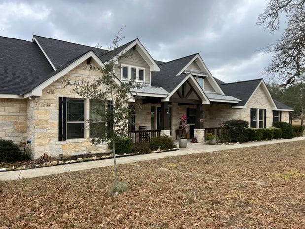 Images Tellez & Son's Painting Inc.