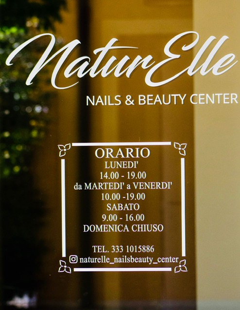 Images Naturelle nails & beauty