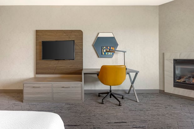 Images Holiday Inn Express & Suites Astoria by IHG