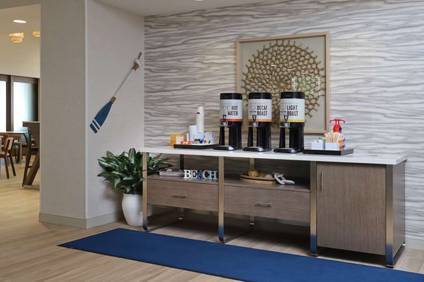 Images Hampton Inn & Suites Manistee Waterfront