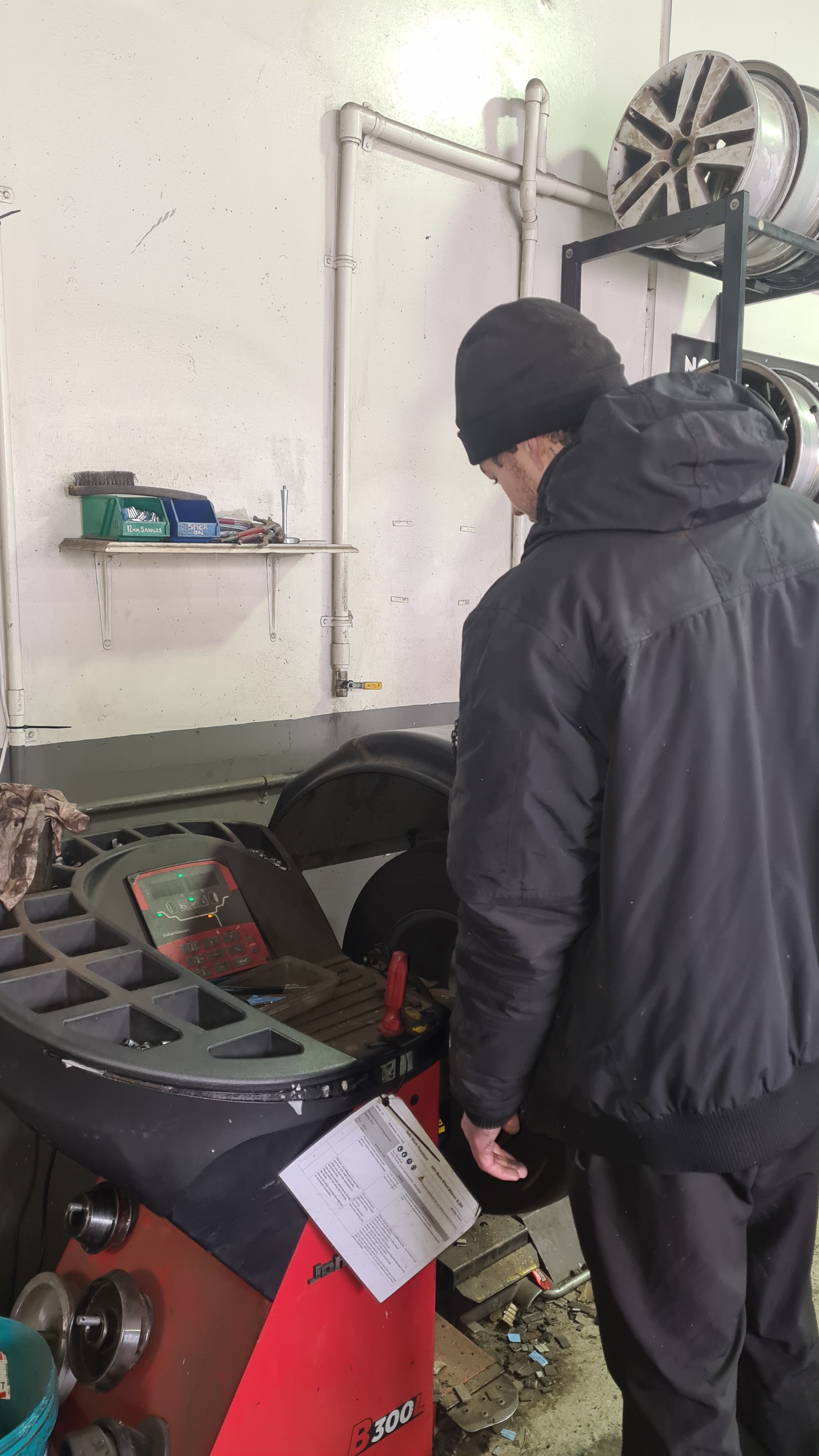 Images Bridgestone Select Tyre & Auto Hampton Park