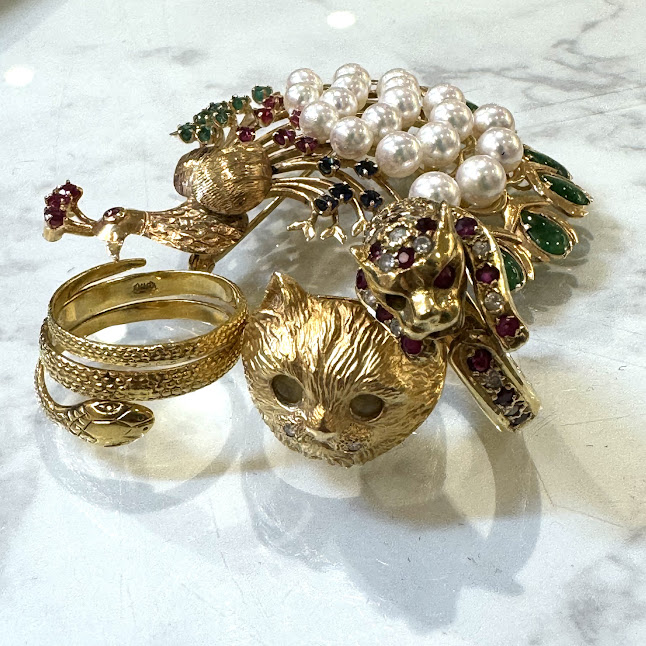 Images 買取専門店  KOMEHYO  (コメ兵)  広島三越