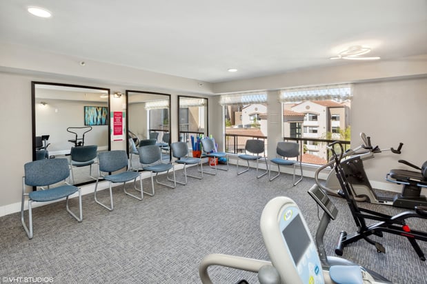 Images Cadence at Millbrae