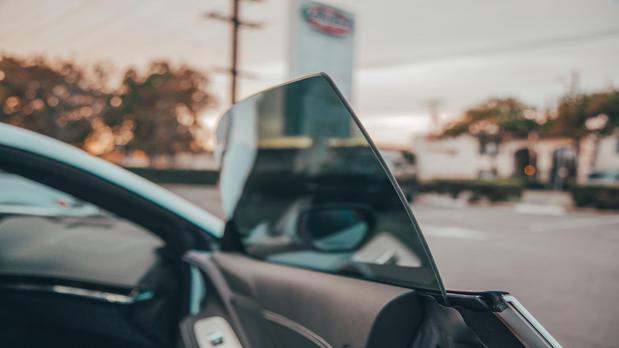 Images Dynamic Auto Custom