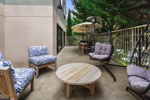 Images Holiday Inn & Suites Bothell by IHG