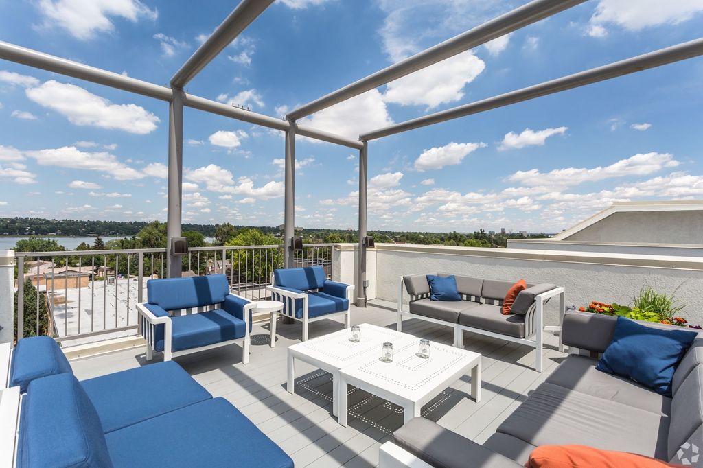 X at Sloan's Apartments Image