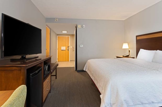 Images Hampton Inn & Suites Fort Myers Beach/Sanibel Gateway