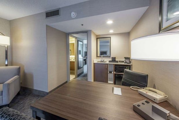 Images Embassy Suites by Hilton Chicago Schaumburg Woodfield