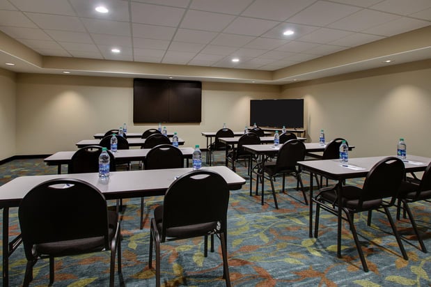 Images Candlewood Suites Wichita East by IHG