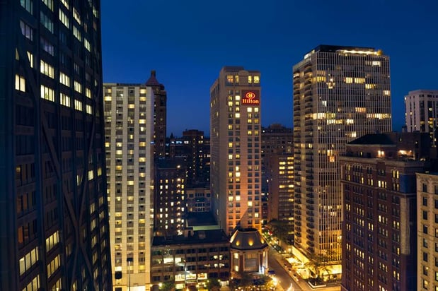 Images Hilton Chicago/Magnificent Mile Suites