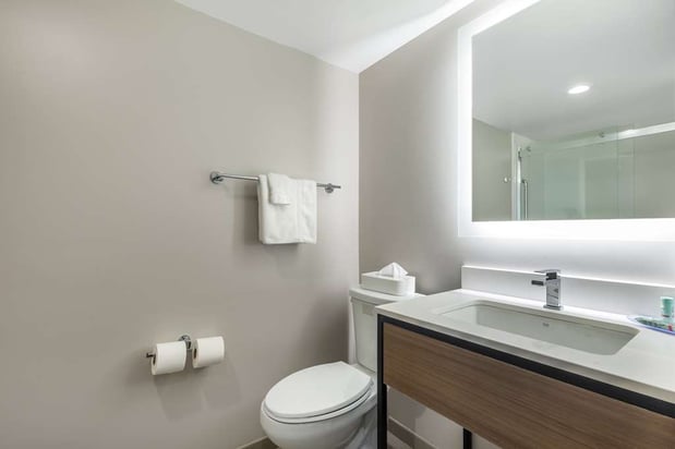 Images Best Western Plus Laurel