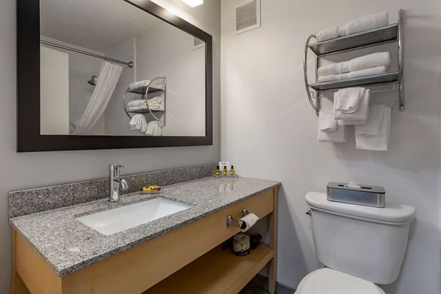 Images Best Western Plus University Inn