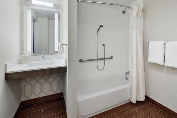 Images Hilton Garden Inn Allentown West