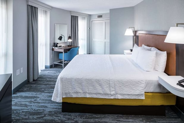 Images Hampton Inn & Suites Memphis-Beale Street