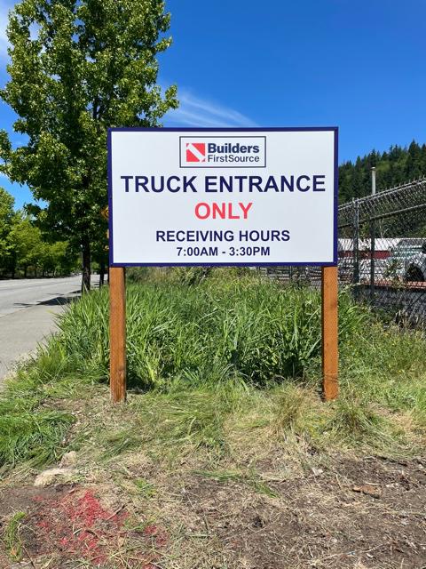 Builders FirstSource Issaquah, Washington Truck Entrance Sign