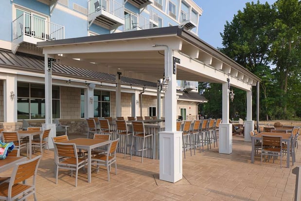 Images Hampton Inn & Suites Manistee Waterfront