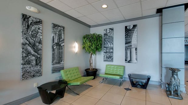 Images Holiday Inn Manhattan at the Campus by IHG