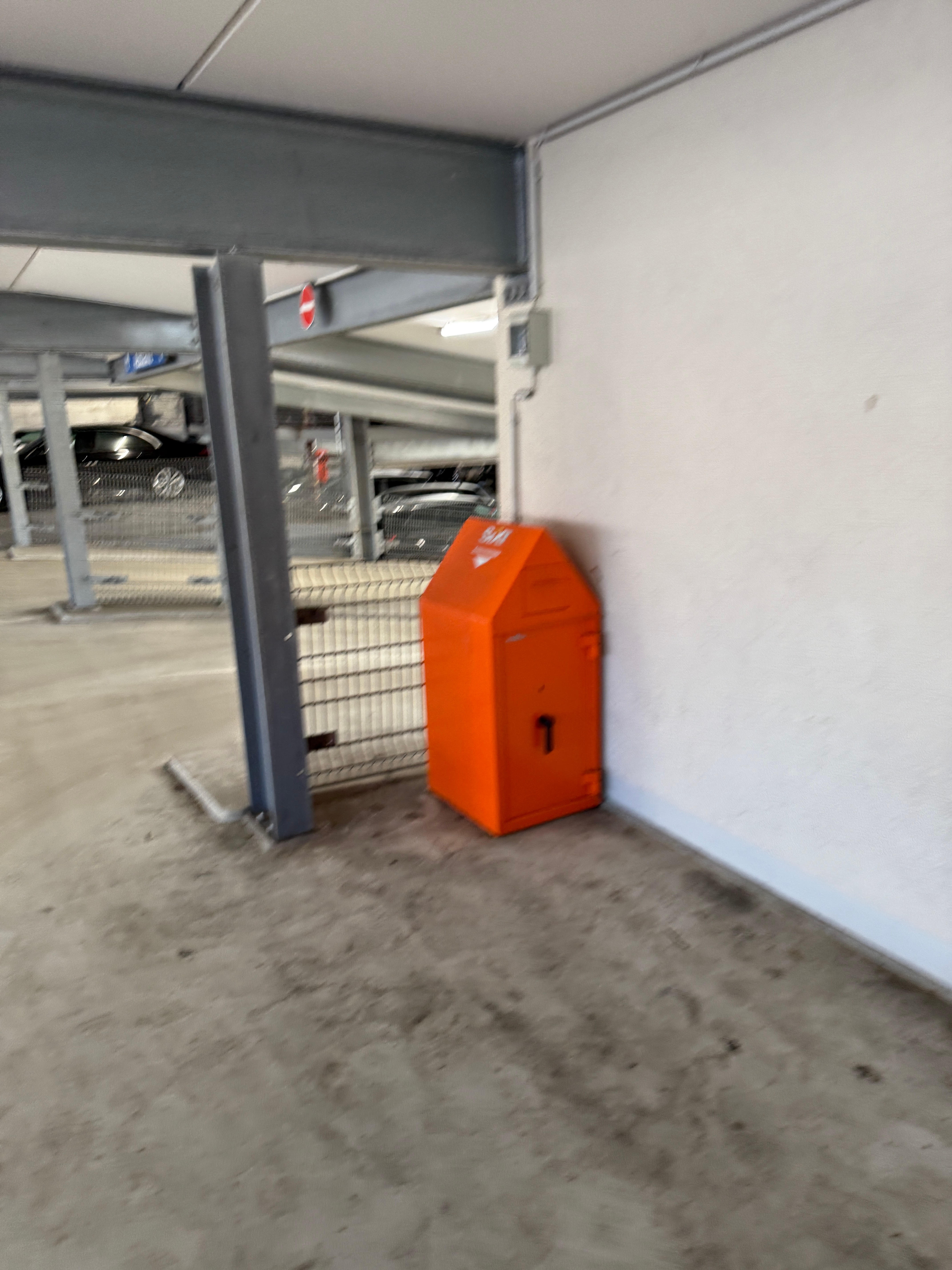 SIXT Autovermietung Leipzig Zentrum/Thomasium, Käthe-Kollwitz-Str. 16-18 in Leipzig