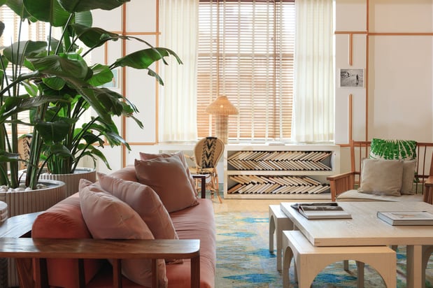 Images Kimpton Surfcomber Hotel by IHG
