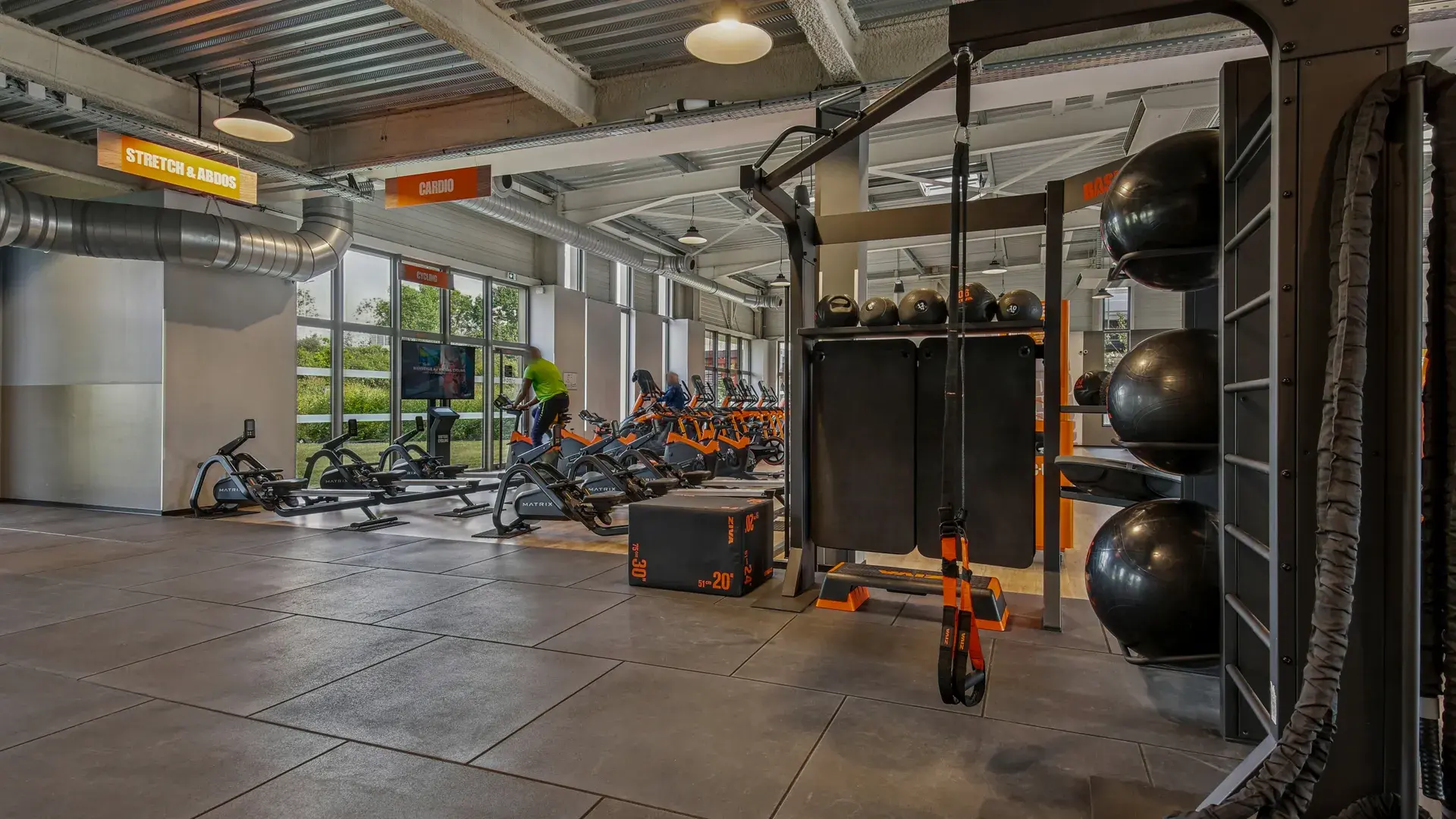 Images Basic-Fit 24/7