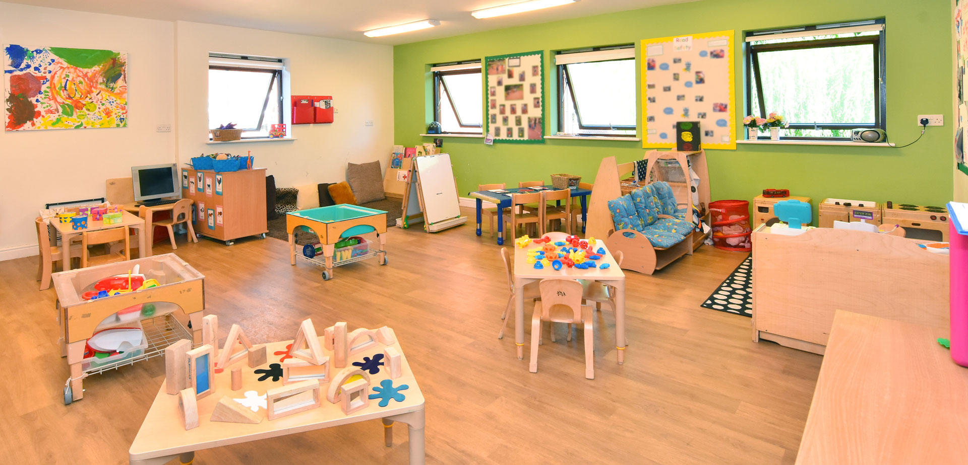 Bright Horizons Tooting Looking Glass Day Nursery and Preschool Tooting Bec 03339 203081