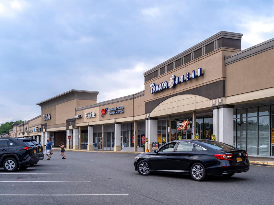 Panera Bread at Rockland Plaza Shopping Center