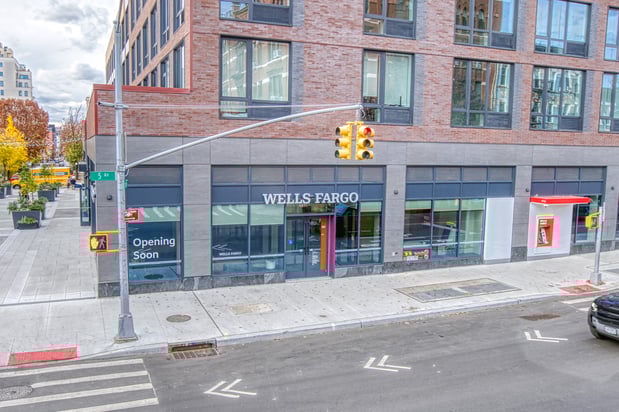 Images Wells Fargo Bank