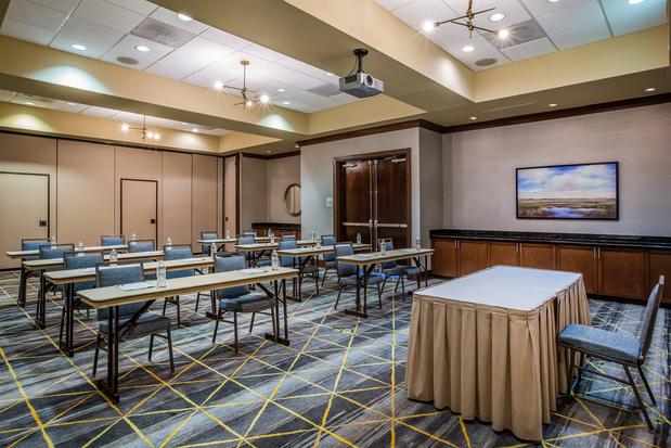 Images Holiday Inn Gulfport-Airport by IHG