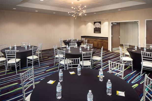 Images Hampton Inn & Suites Charlotte/Ballantyne