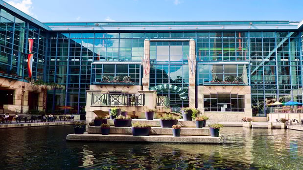 Images Holiday Inn Express & Suites San Antonio Rivercenter Area by IHG