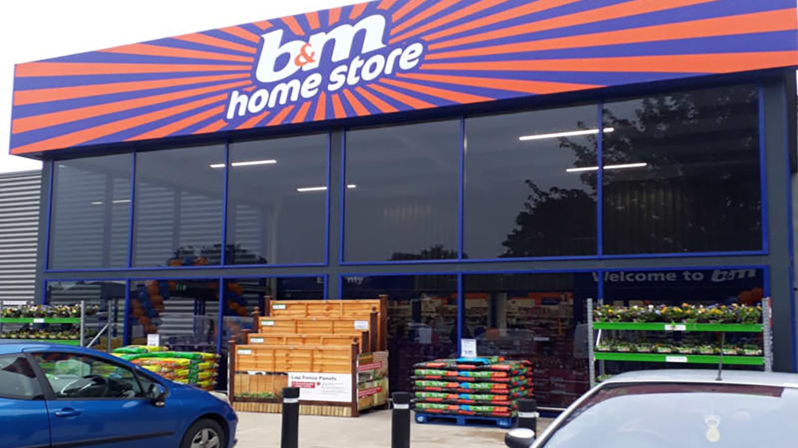Images B&M Home Store with Garden Centre