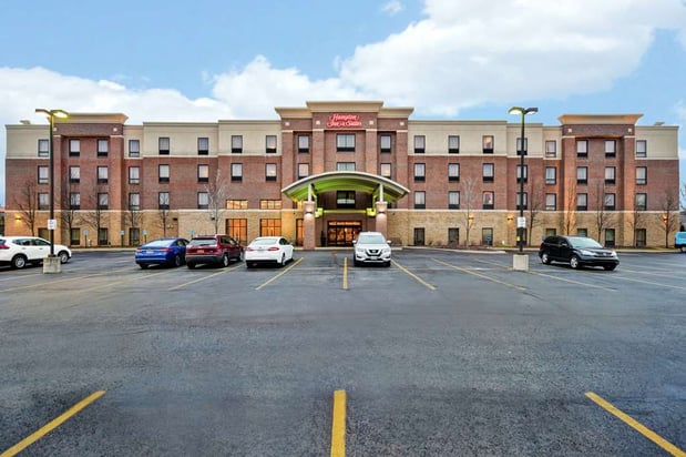 Images Hampton Inn & Suites Detroit-Canton