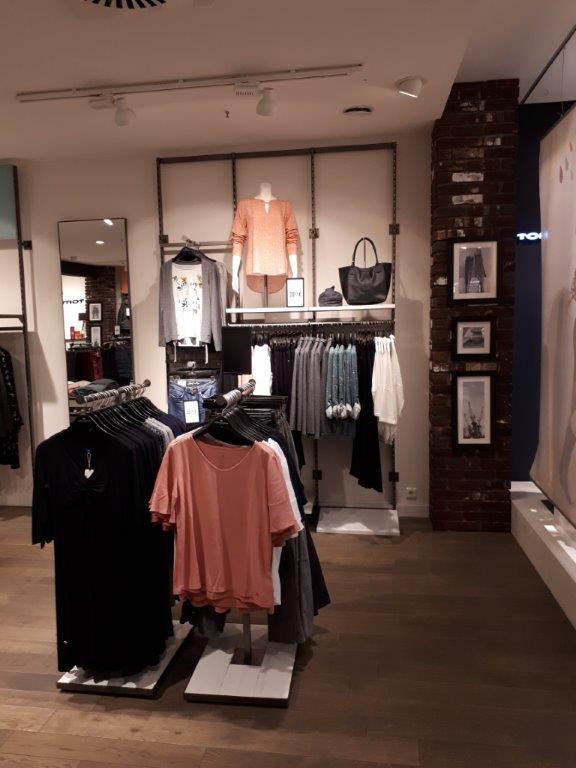 TOM TAILOR Woman Store, Osdorfer Landstr. 133 in Hamburg