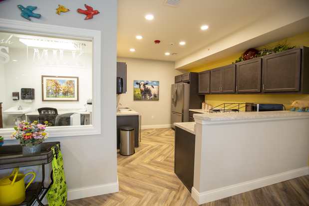 Images Oak Pointe of Washington