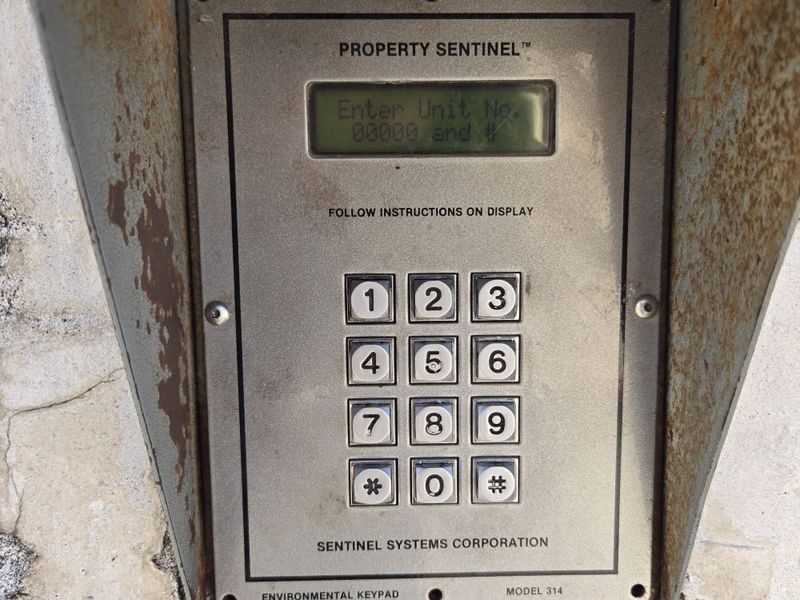 Extra Space Storage Image