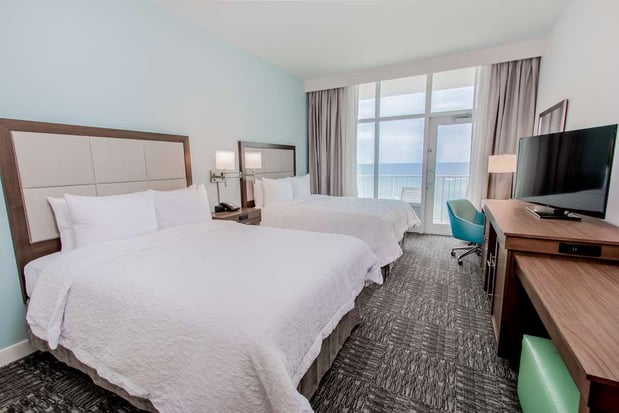 Images Hampton Inn & Suites Panama City Beach-Beachfront