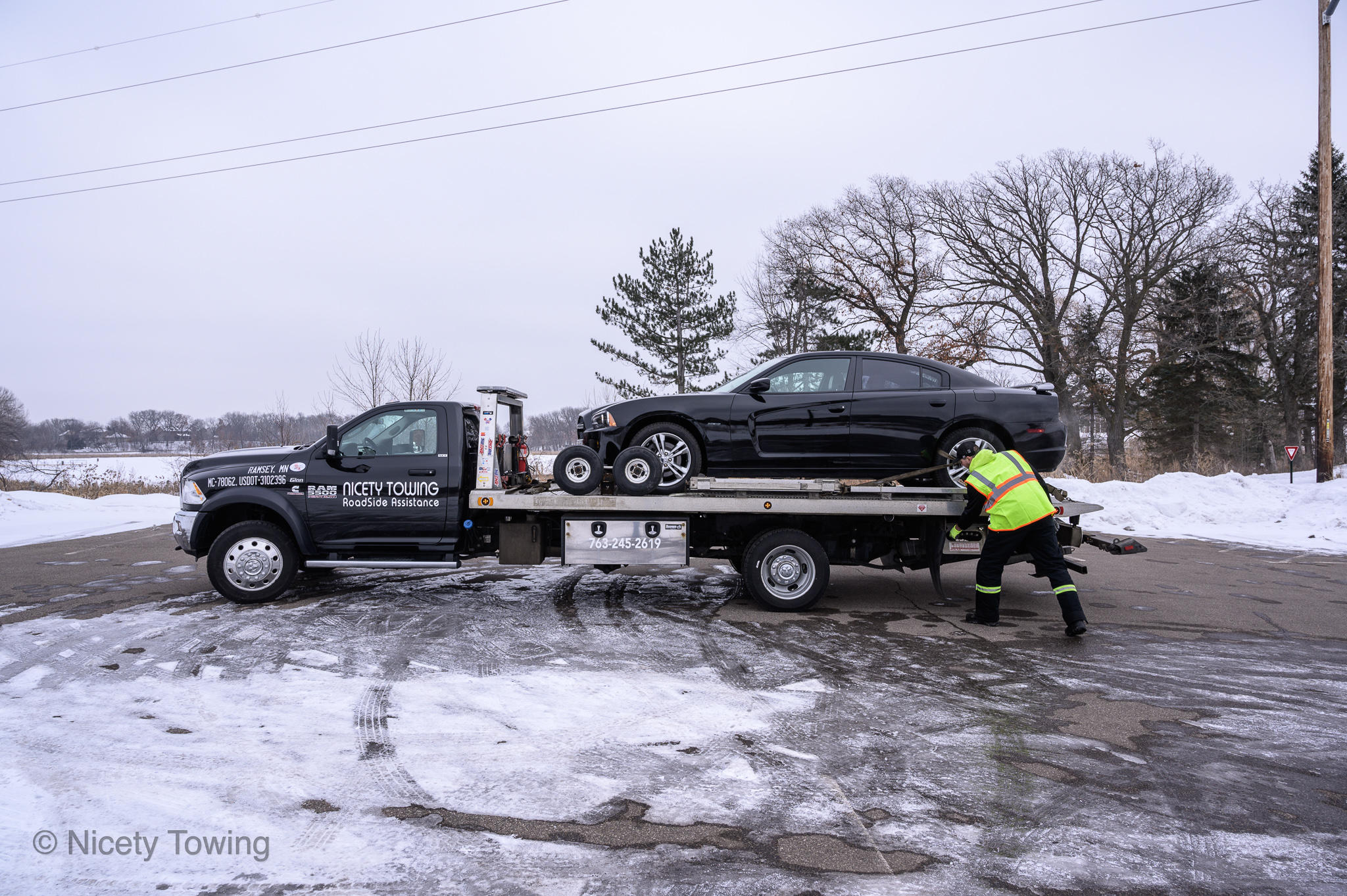 Nicety Towing Photo