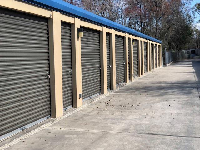 Drive up storage units Santa Fe Self Storage Gainesville (352)373-0004