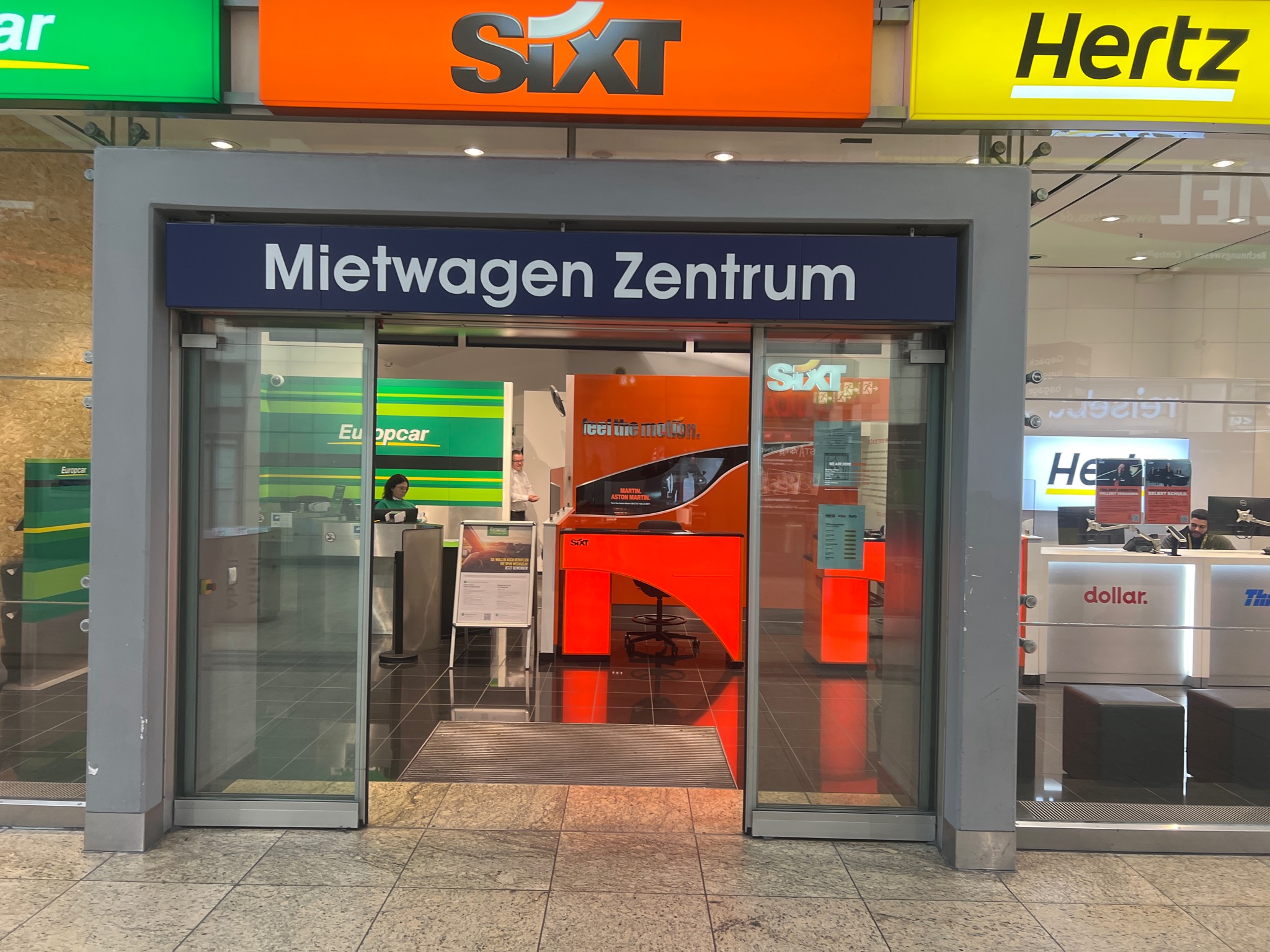 SIXT Autovermietung Köln Hauptbahnhof, Trankgasse 11 im Hbf in Köln