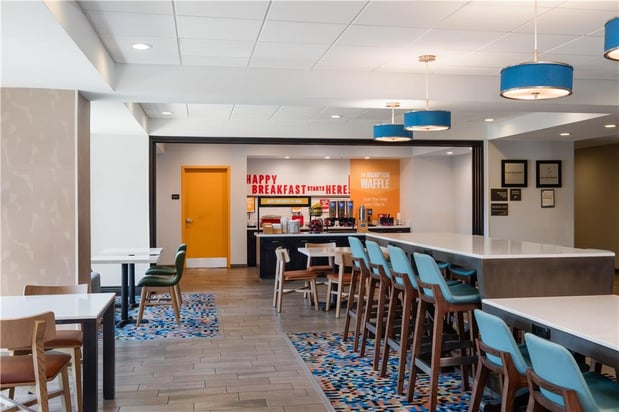 Images Hampton Inn Turlock