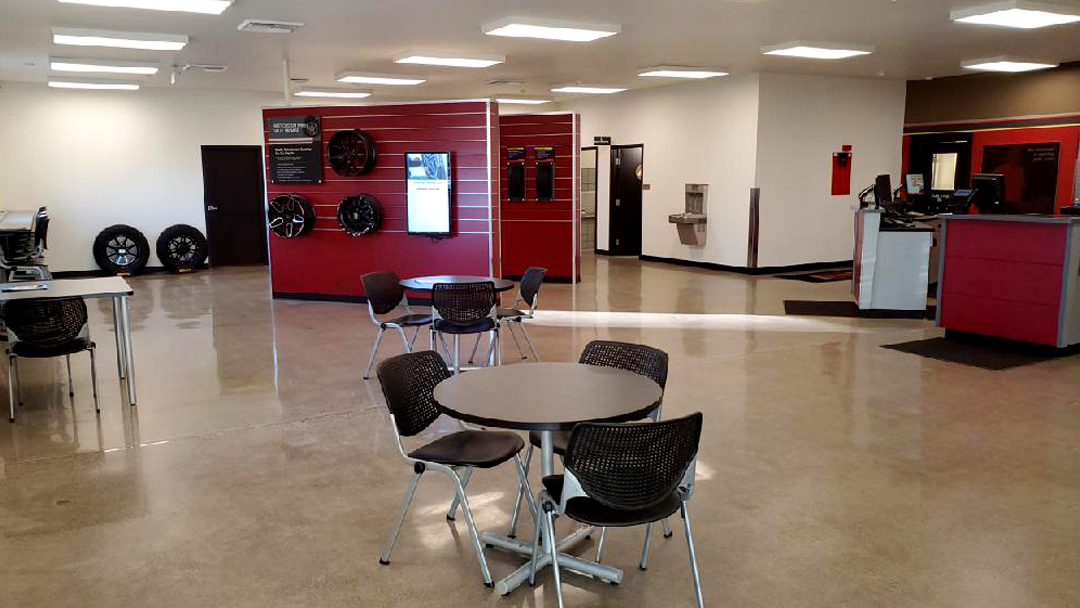 Les Schwab Tire Center